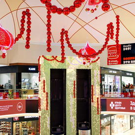 украшение лифтов в тц к новогому году